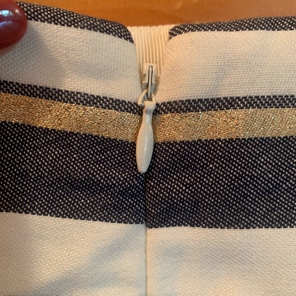 J Crew Shiny Striped Mini Skirt Womens SZ 6 Cotton Stretch Metallic WhiteZipper - Picture 3 of 7